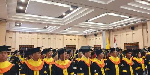 Periode Ke II, UT Mataram Wisuda 343 Lulusan - INSIDELOMBOK