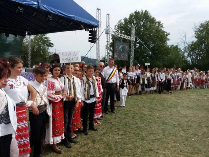 Spectacole, competiții, lasere și artificii într-o comună din Gorj Spectacole, competiții, lasere și artificii într-o comună din Gorj