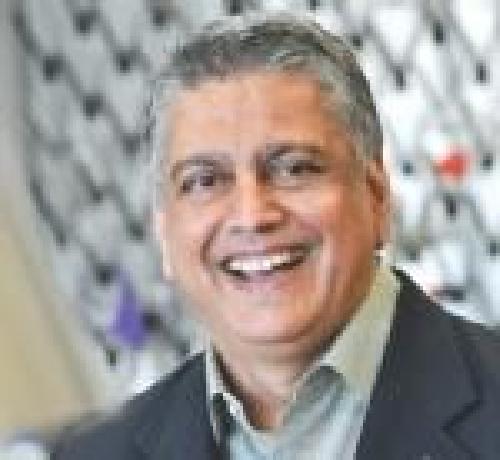 Indian-Origin Scientist Devises Novel Materials for Solar Fuel Cells
