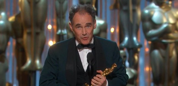 Mark Rylance grabs Oscar for 'Bridge of Spies'