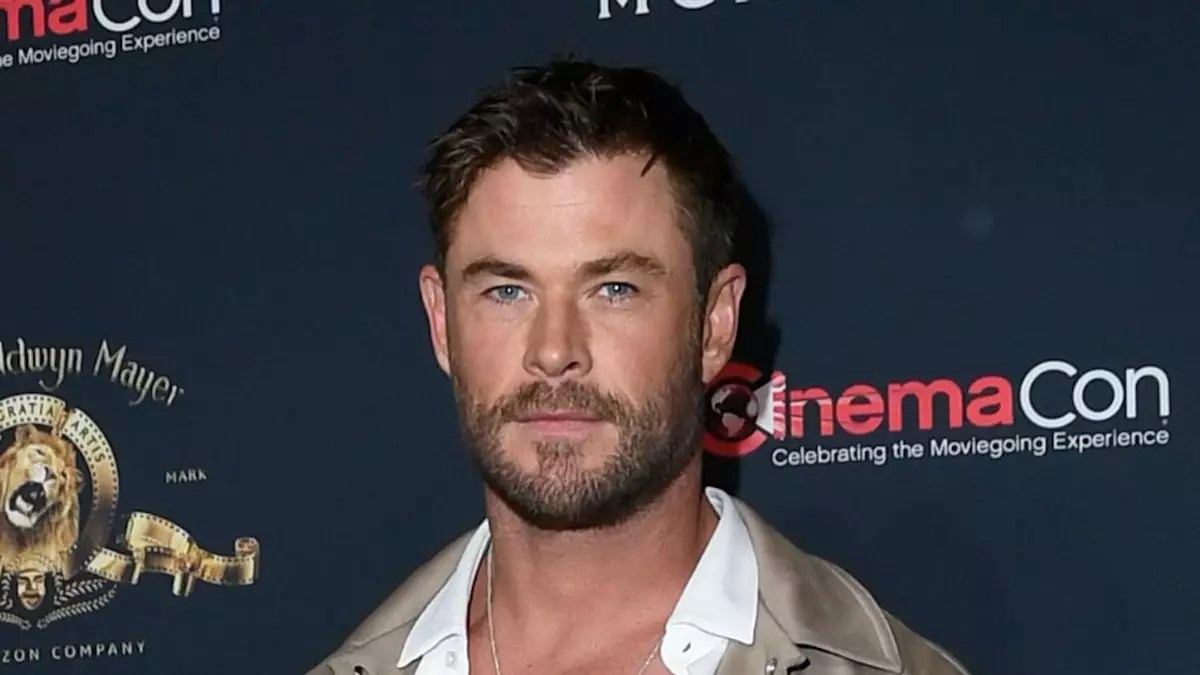 Heartfelt Admiration: Chris Hemsworth’s Inspirational Collaboration with Halle Berry