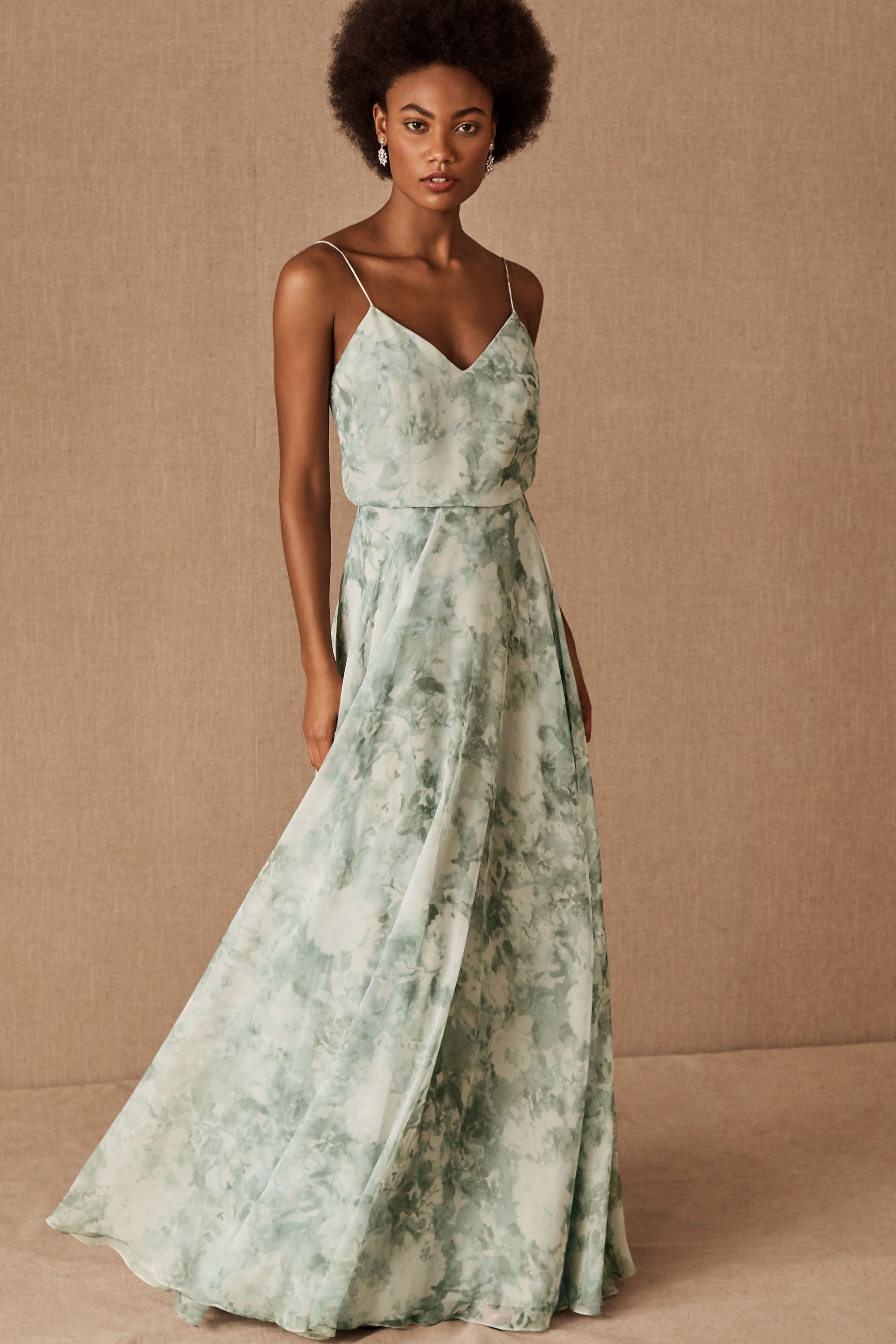 39 Wedding Guest Dresses For Summer That Will Give You Compliments From Everyone The Wedding Vision