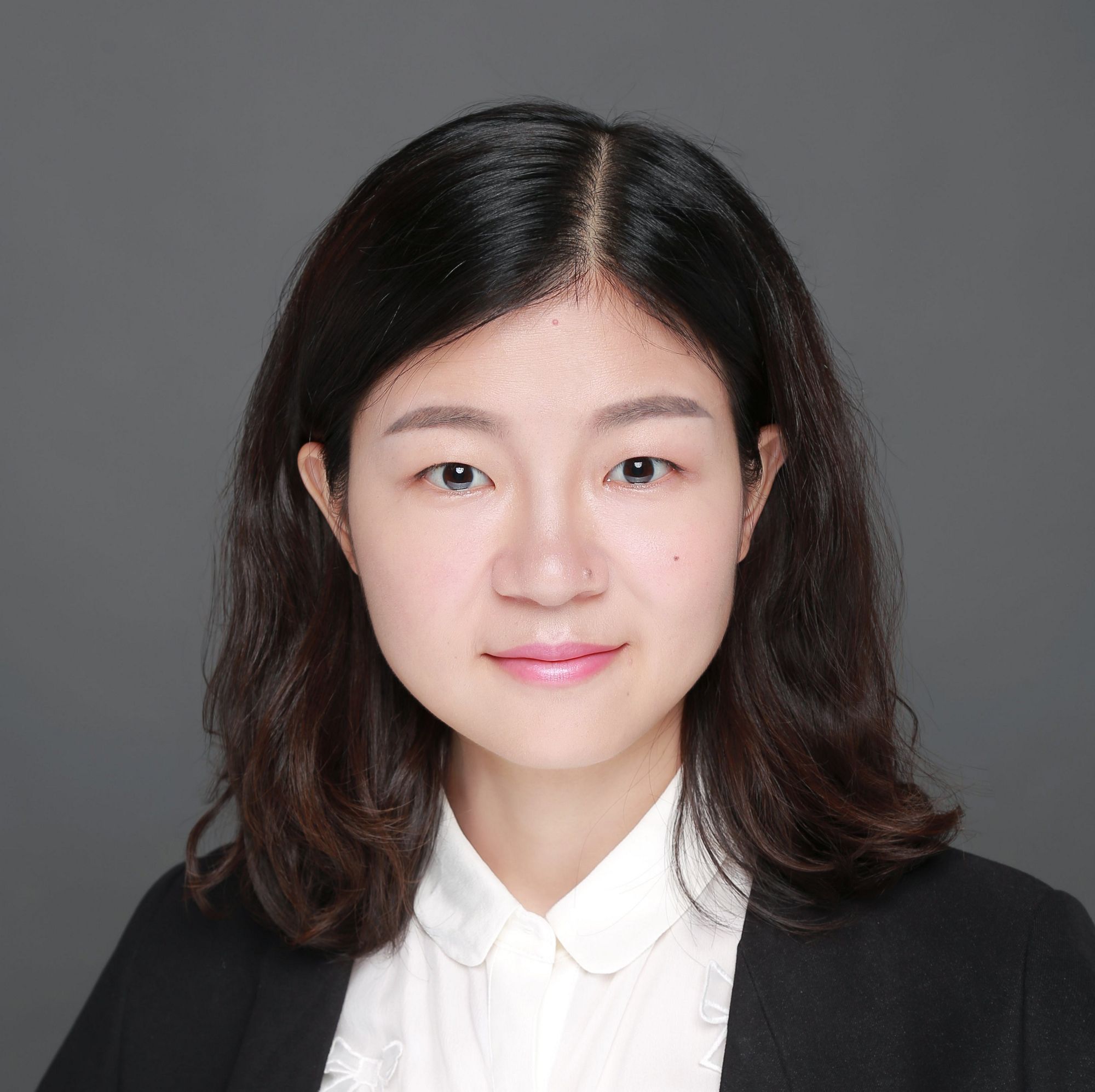 About W Wenting Medium - Geometric Textures - Classic HD Collection