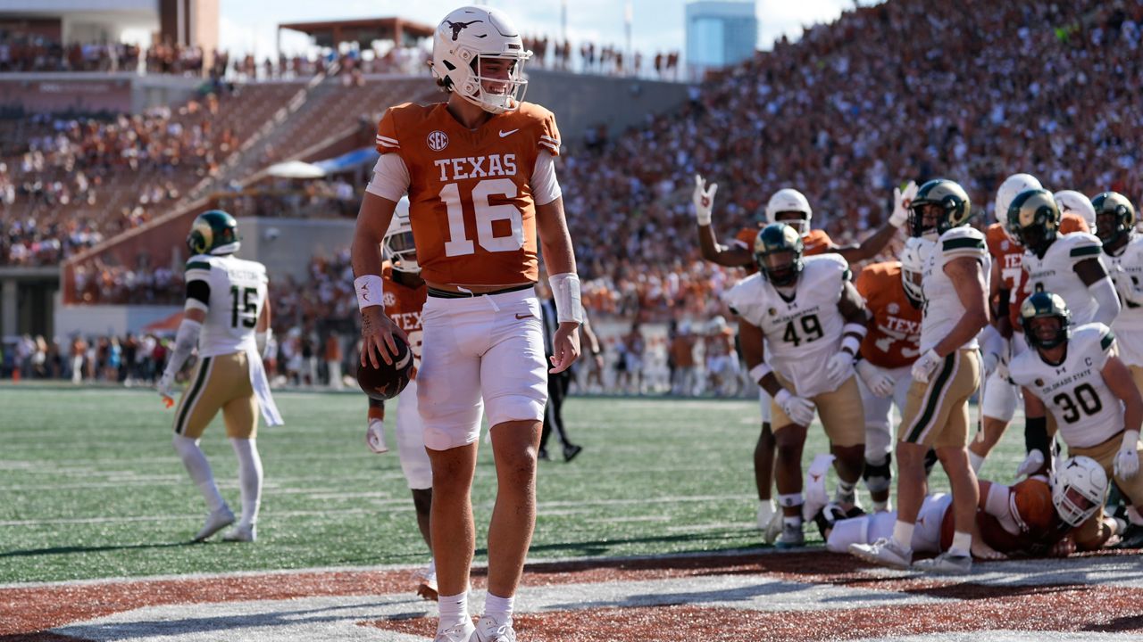 SEC Announces Texas Football S 2025 Schedule AP Arch Manning Texas QB 092024