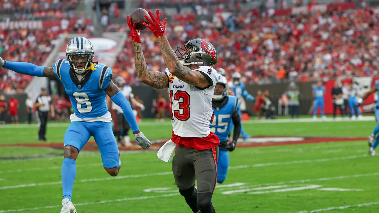 Bucs Beat Panthers 21 18 Mike Evans Bucs Panthers
