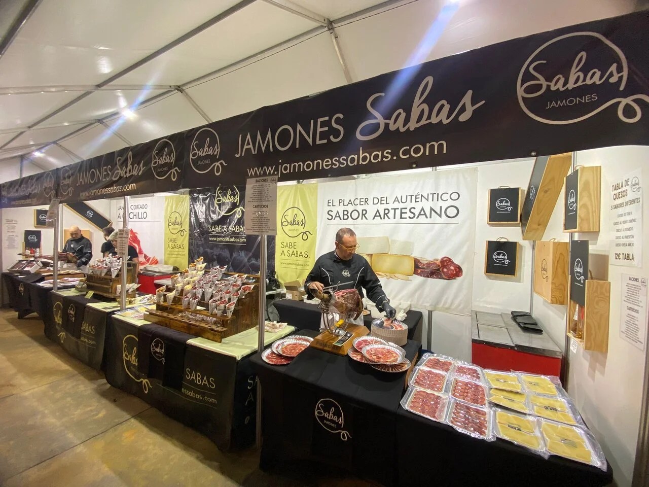 stand Sabas Jamones Una Pará en Gines