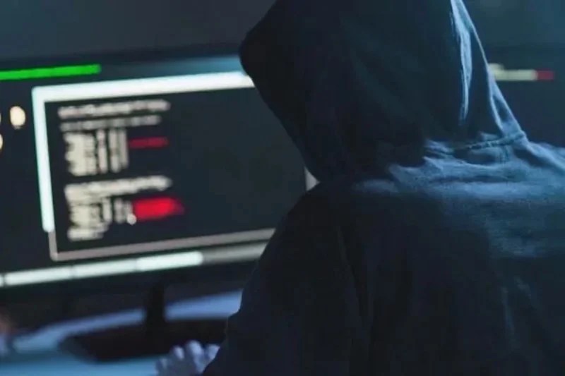 مطارا بكين ينفذان عمليات طبيعية رغم العطل المعلوماتي العالمي