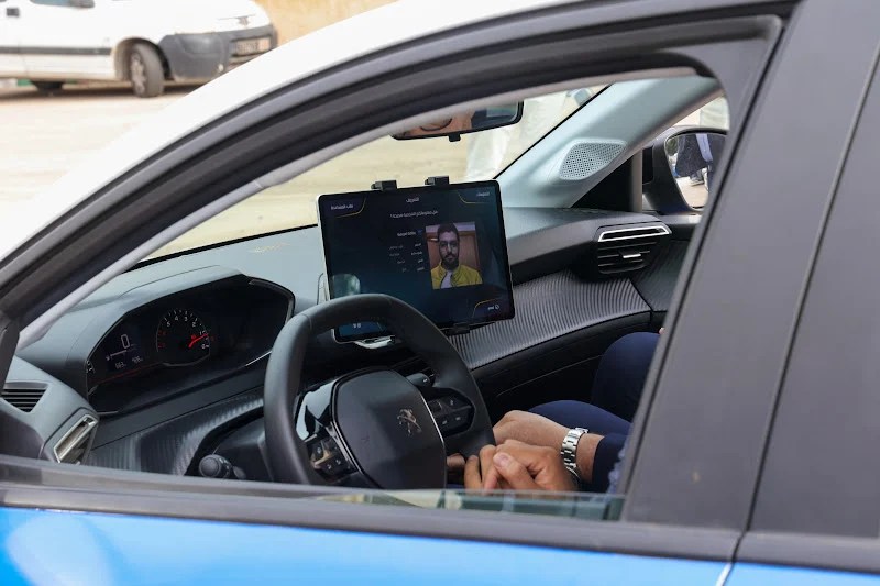 مهنيو تعليم السياقة يتحفظون على مقترح فصل الامتحانين النظري والتطبيقي