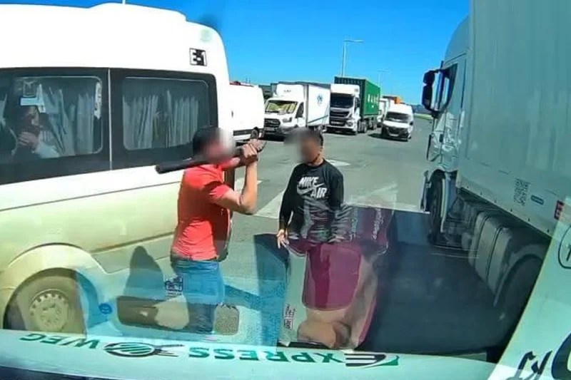 15 سنة سجناً نافذاً لسائق حافلة اعتدى بعنف على سائق شاحنة بالقنيطرة