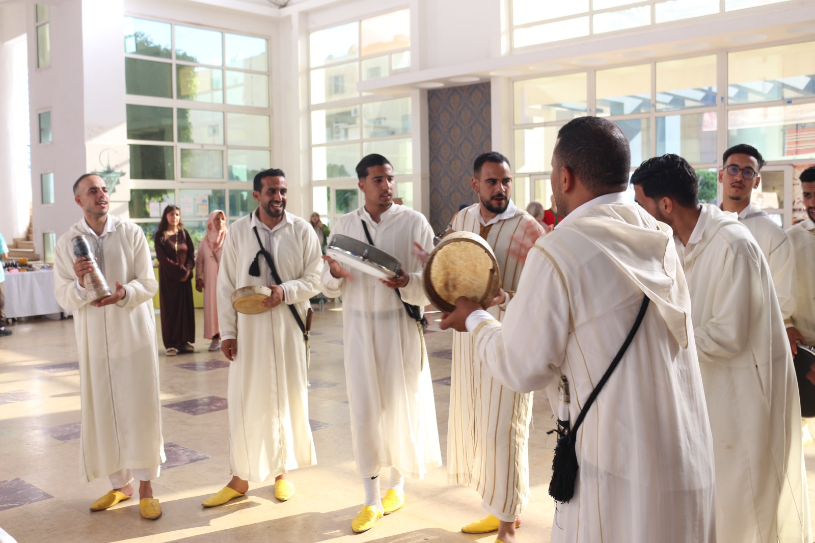 جمعية التعلم مدى الحياة للتربية والتكوين والتنمية الاجتماعية تحتفي بالمتدربات في حفل تضمن معرض لإبداعات المستفيدات