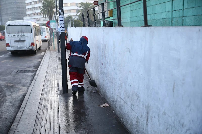 الداخلية تستفسر رؤساء جماعات بسبب اختلالات في تدبير قطاع النظافة