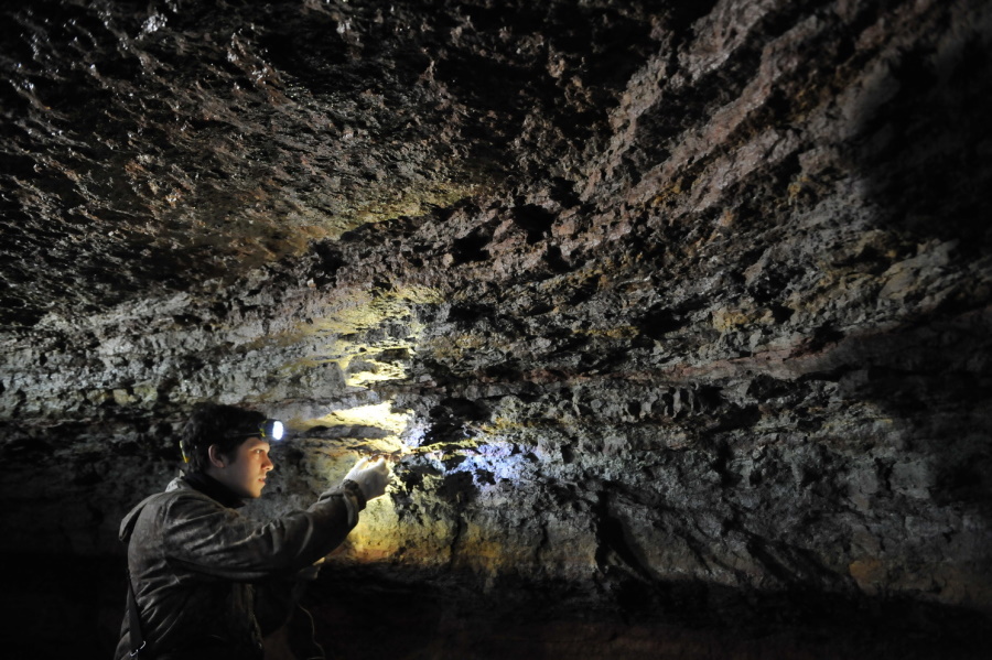 Компания небанальный петребург приглашает посетить экскурсию в саблинские пещеры. Sablinskij Pamyatnik Prirody Luchshie Peshery Ekskursii Sankt Peterburg Tel 7 952 270 4803 Oficialnyj Sajt