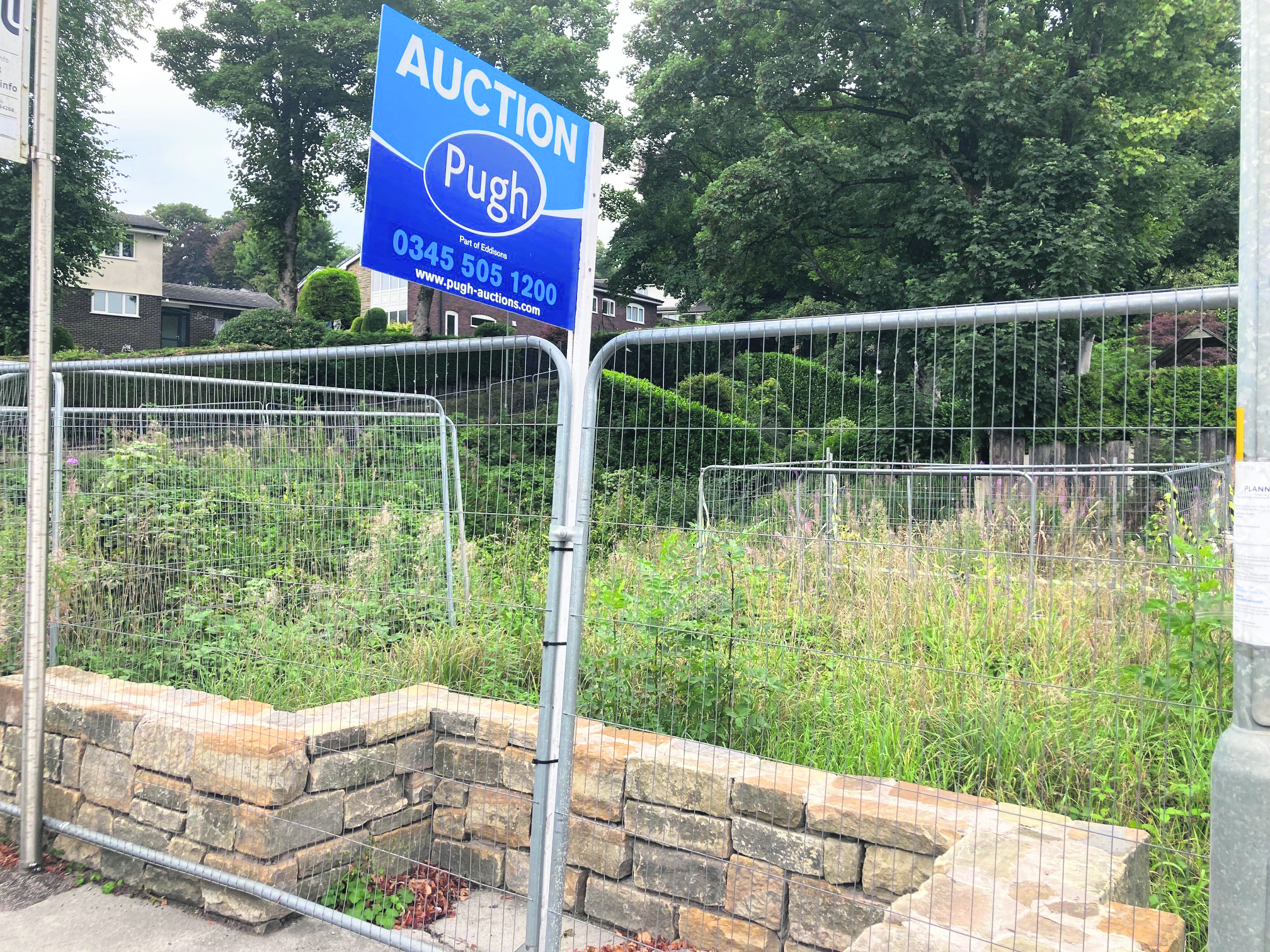 House plans to be re-visited after Grasscroft land sold at auction?