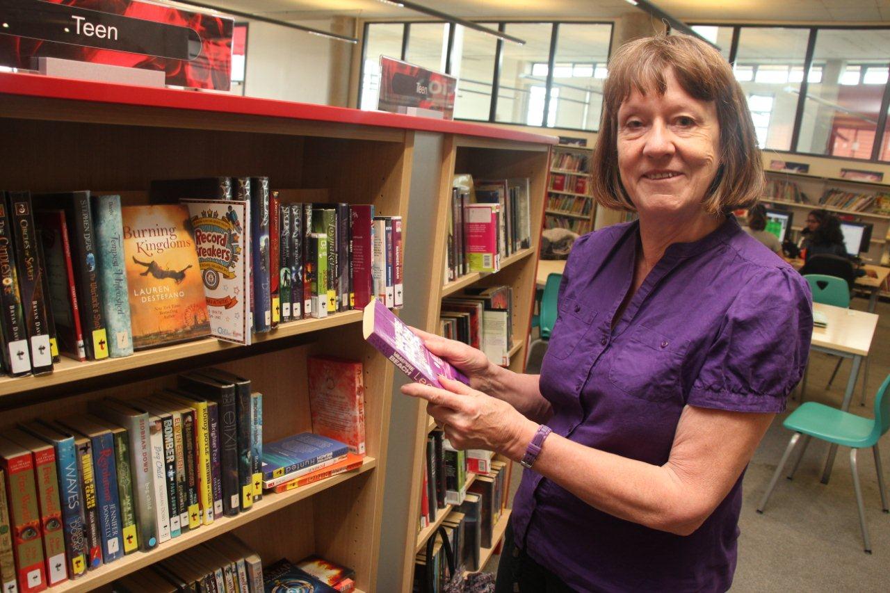 Oldham Libraries join scheme to offer access to millions more books for