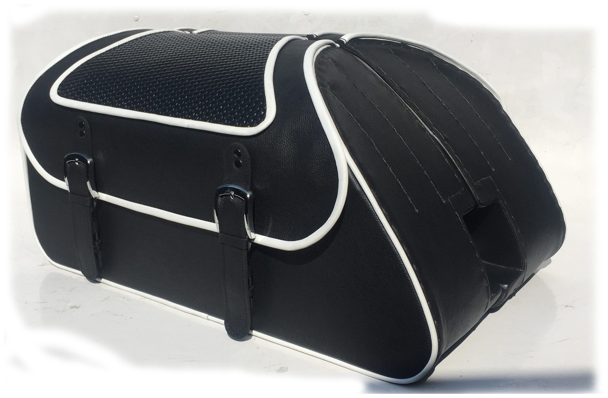 425F- SADDLELINE HARLEY-DAVIDSON SOFTAIL DELUXE FLSTN Saddlebags