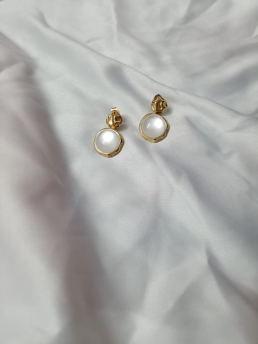 18k gold plated latest daily wear earring white stone