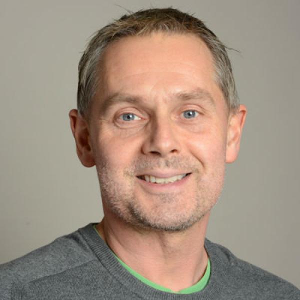 Dr Alex Nicholls