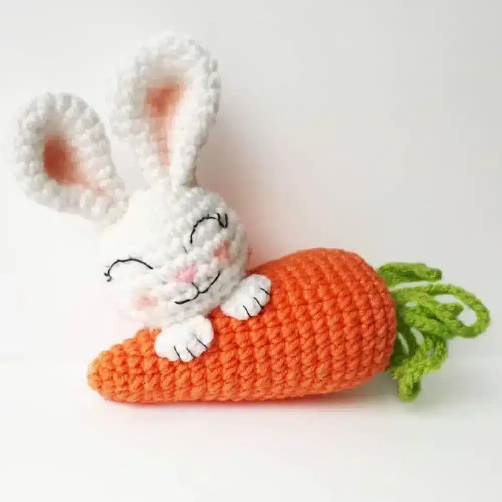 Bunny with Carrot Amigurumi Crochet Pattern - Cute Kawaii Easter Toy bunny with carrot crochet pattern — photo 2
