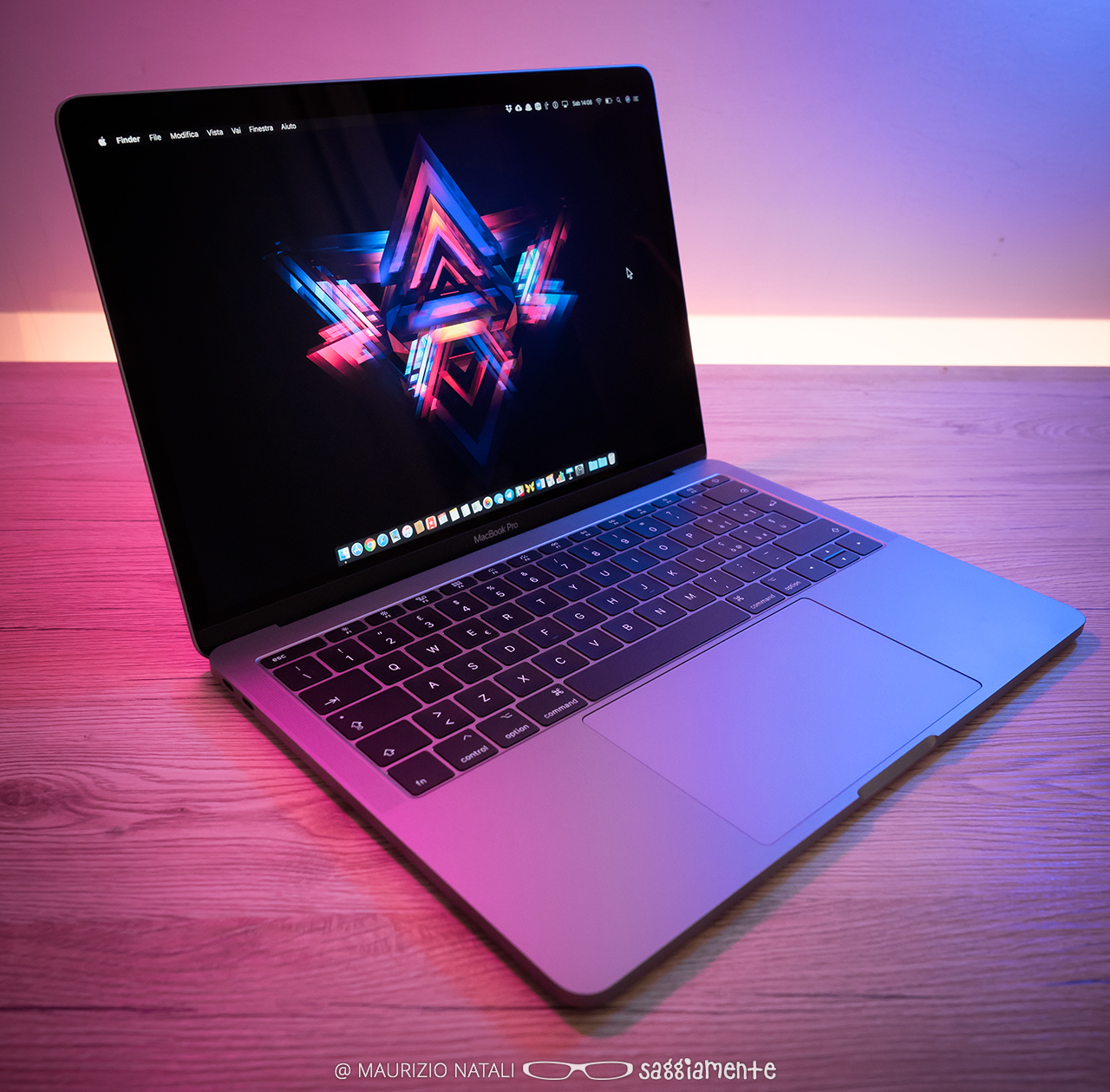 Recensione: MacBook Pro 13″ (2017), Escape from the Touch Bar