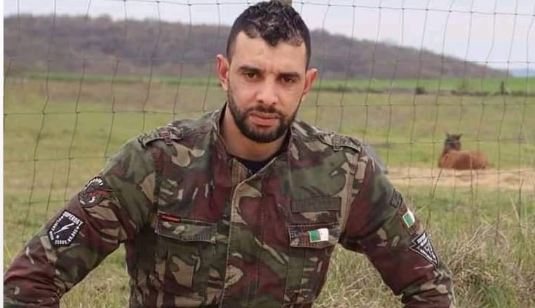 بعد إلقاء القبض عليه.. إسبانيا تسلم الدركي الجزائري المنشق ‘محمد عبد الله’ إلى الجزائر