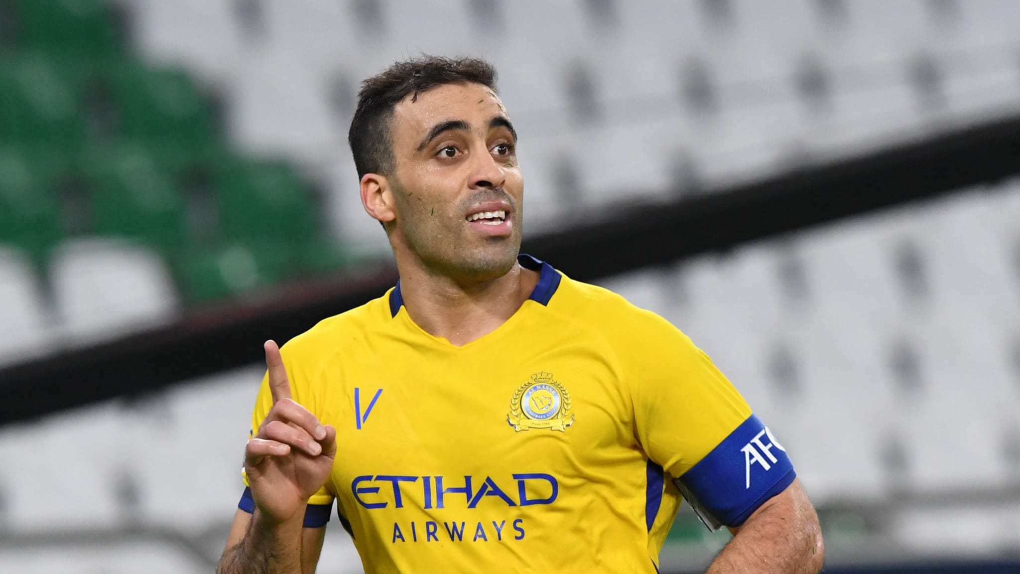 مدرب الإتحاد السعودي يرفض رحيل عبد الرزاق حمد الله