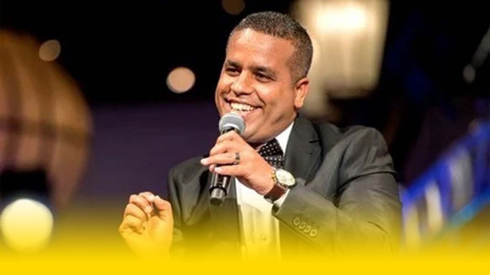 الكوميدي عبد الفتاح جوادي يُوقَف ويُحال إلى السجن في الدار البيضاء