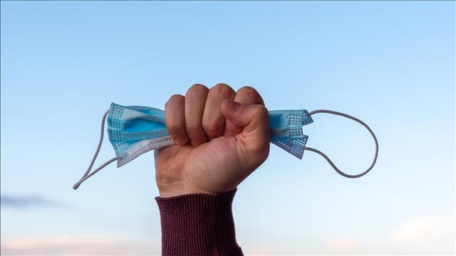 إلغاء إلزامية وضع الكمامة في وسائل النقل العمومي بفرنسا اعتبارا من هذا التاريخ