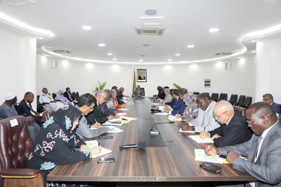 الحكومة الموريتانية تلزم قطاعاتها بتجاوز نواقص الدخول المدرسي