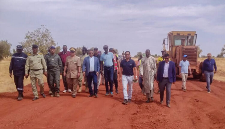 وزير التجهيز: “تأخر كبير” في مقاطع طرق تجكجة–سيلبابي بسبب خلل الدراسات وزير التجهيز: “تأخر كبير” في مقاطع طرق تجكجة–سيلبابي بسبب خلل الدراسات