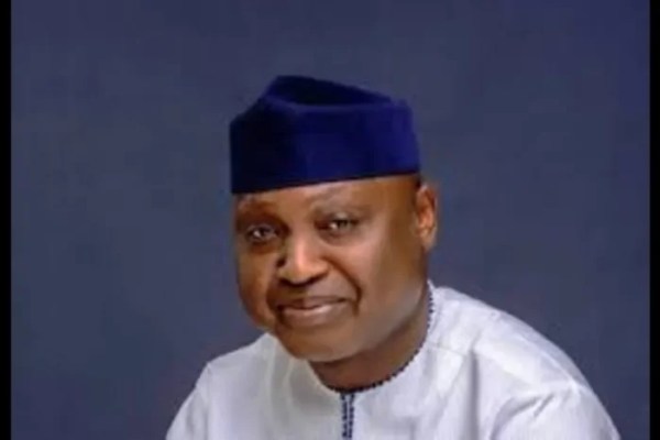 Oyebanji dissolves cabinet, retains six commissioners