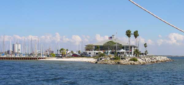 How much does it cost to rent a boat for the day? 2006 J/24 Mid Winters, Davis Island Yacht Club, Tampa, Florida