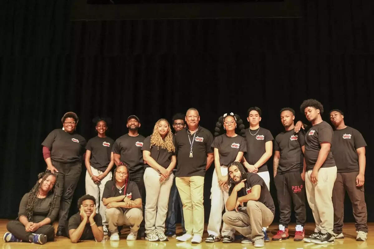 Special Tony Award for educators goes to NYC high school teacher who urges students to ‘step out the box’, ET Education Special Tony Award for educators goes to NYC high school teacher who urges students to ‘step out the box’, ET Education