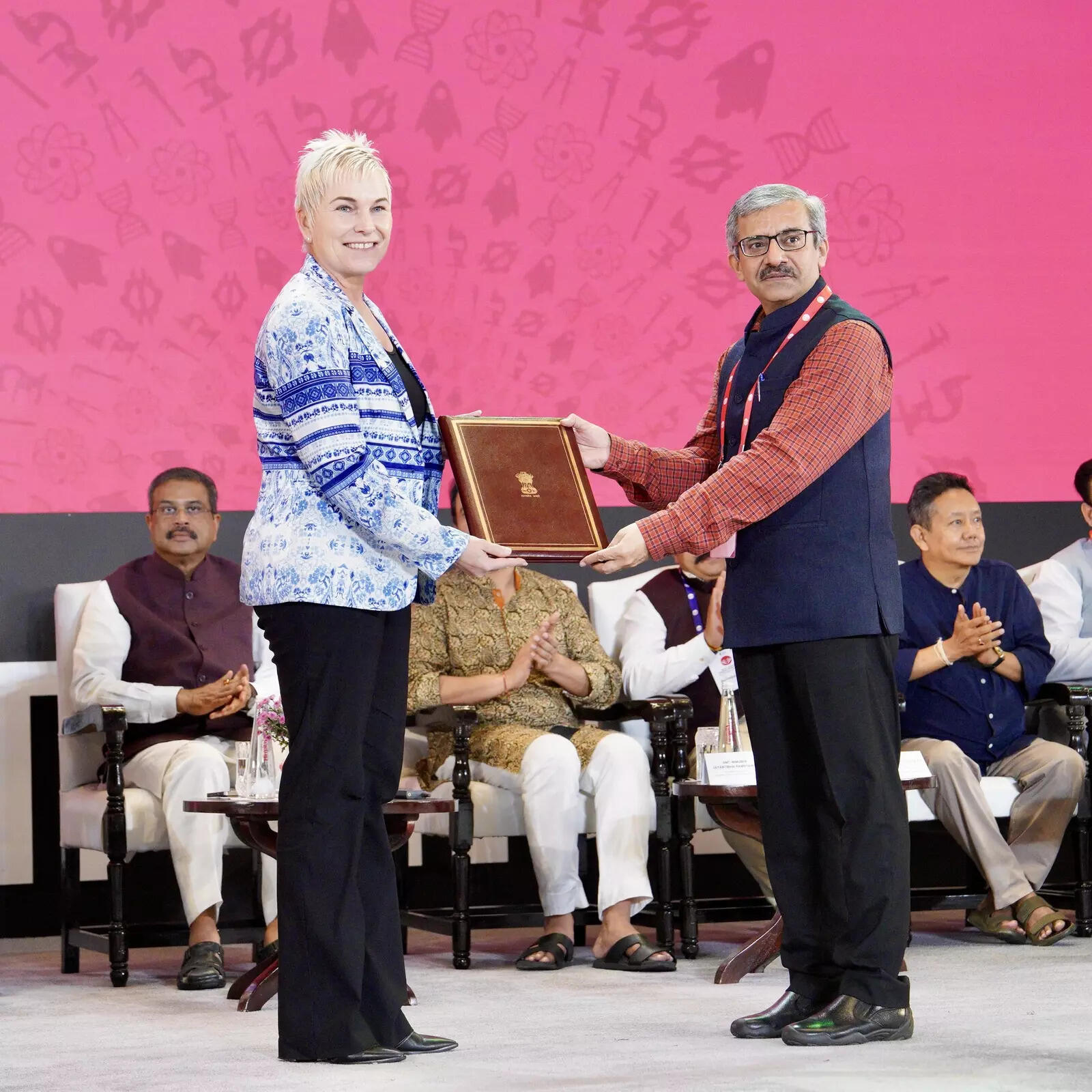 Western Sydney University to open its India campus in Greater Noida; receives approval from UGC, ETEducation Western Sydney University to open its India campus in Greater Noida; receives approval from UGC, ETEducation