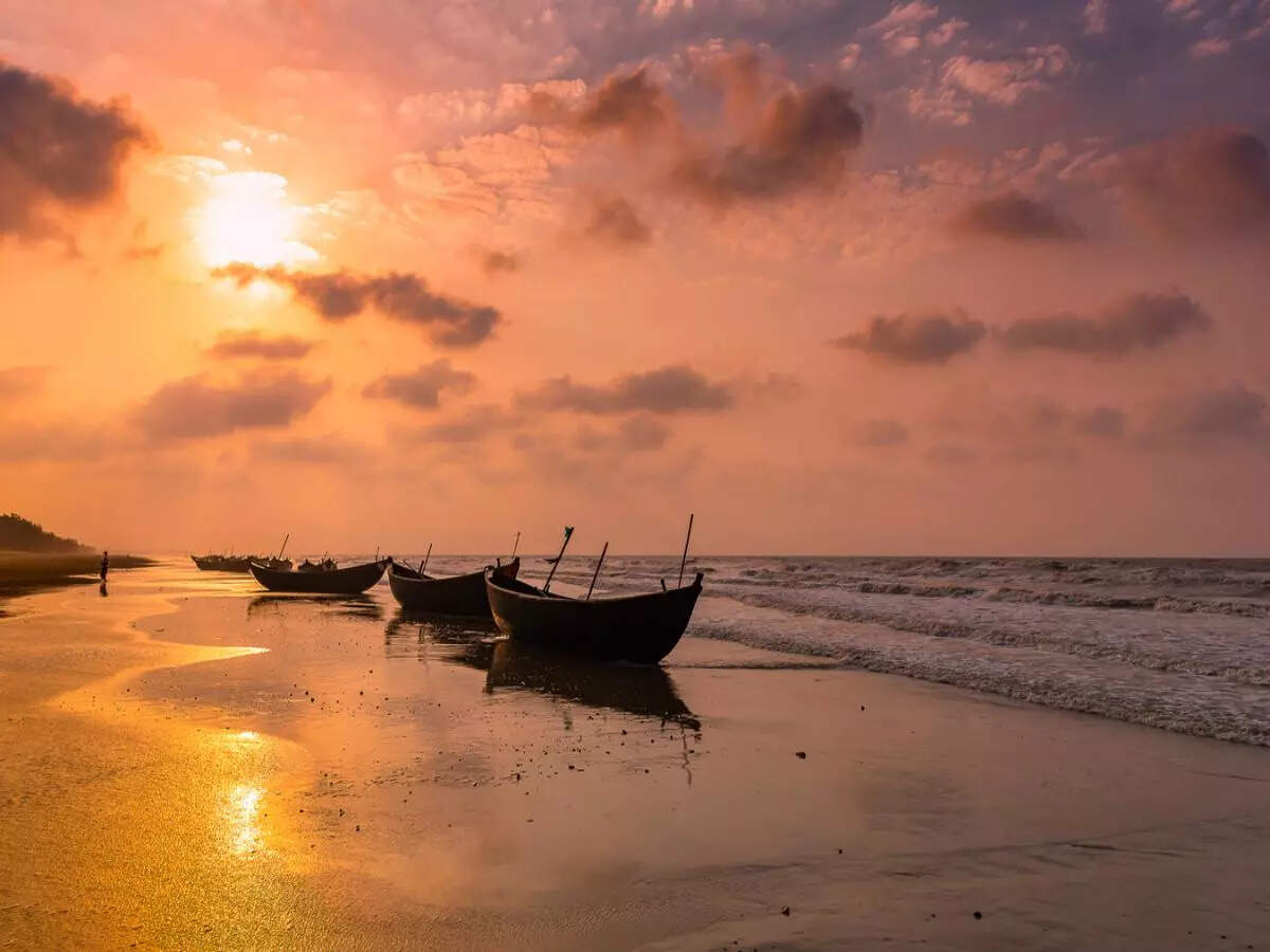 Karnataka–Goa border beaches: 5 unique beaches beyond the usual Goa buzz Karnataka–Goa border beaches: 5 unique beaches beyond the usual Goa buzz