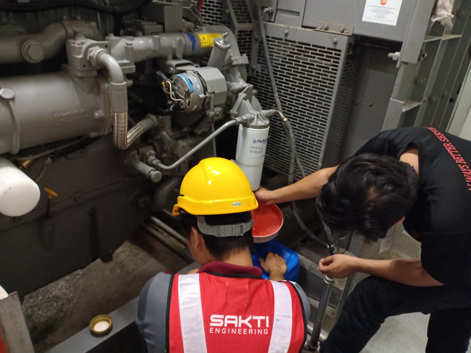 Genset 8