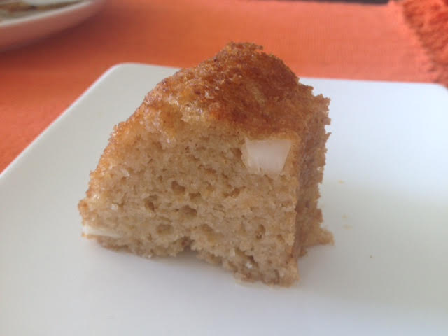 Fatia do bolo com coco