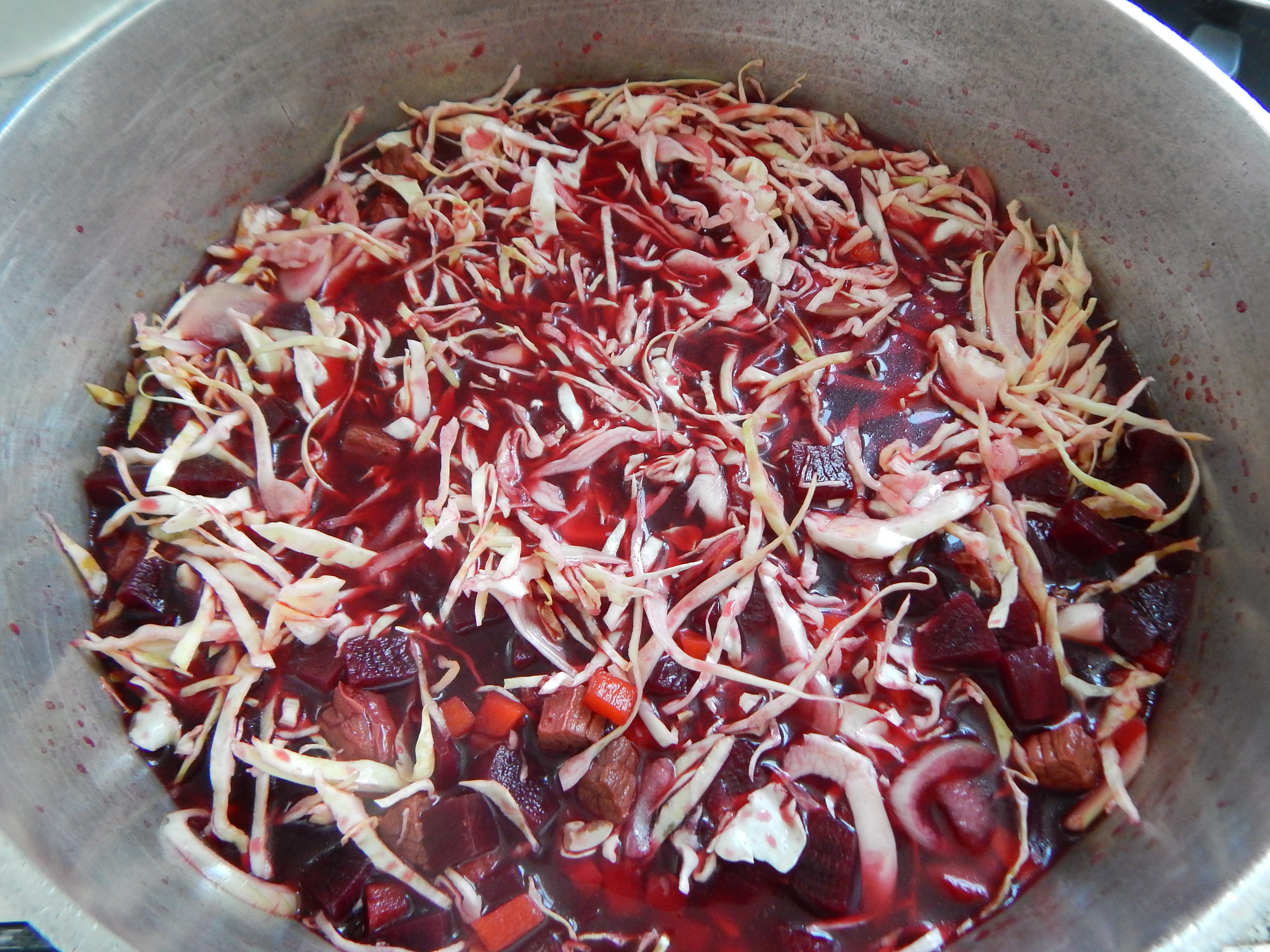 Acrescente o repolho e tempere