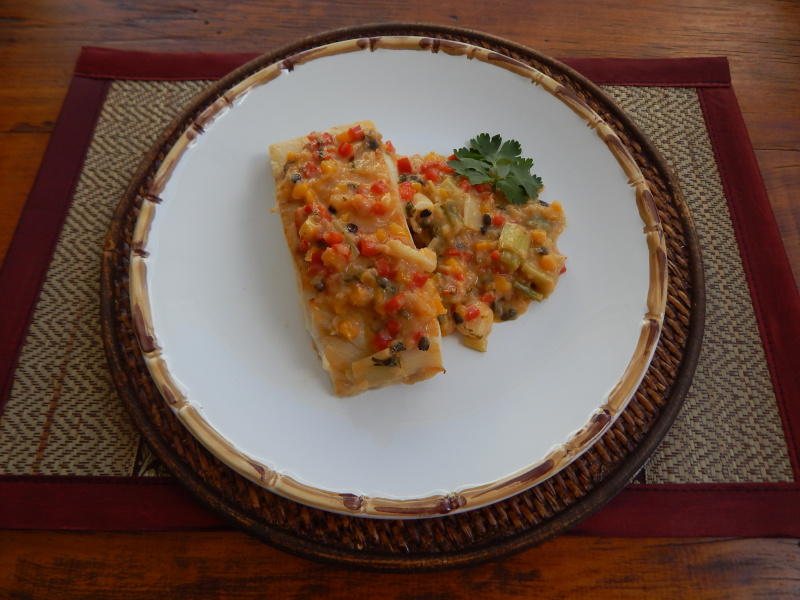 Peixe ao molho de coco e maracujá