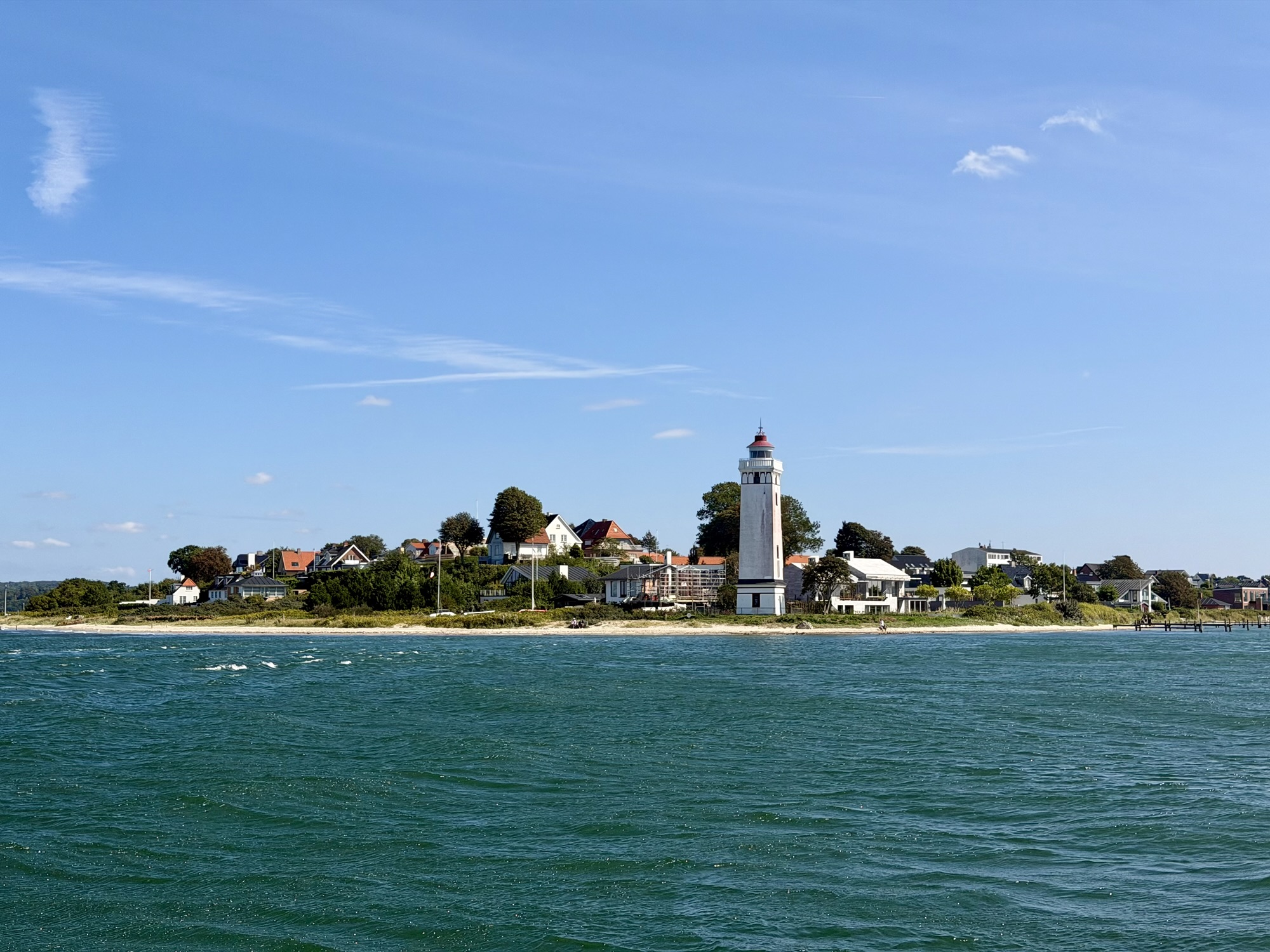 Mehr über den Artikel erfahren Rasanter Wellenritt nach Middelfart