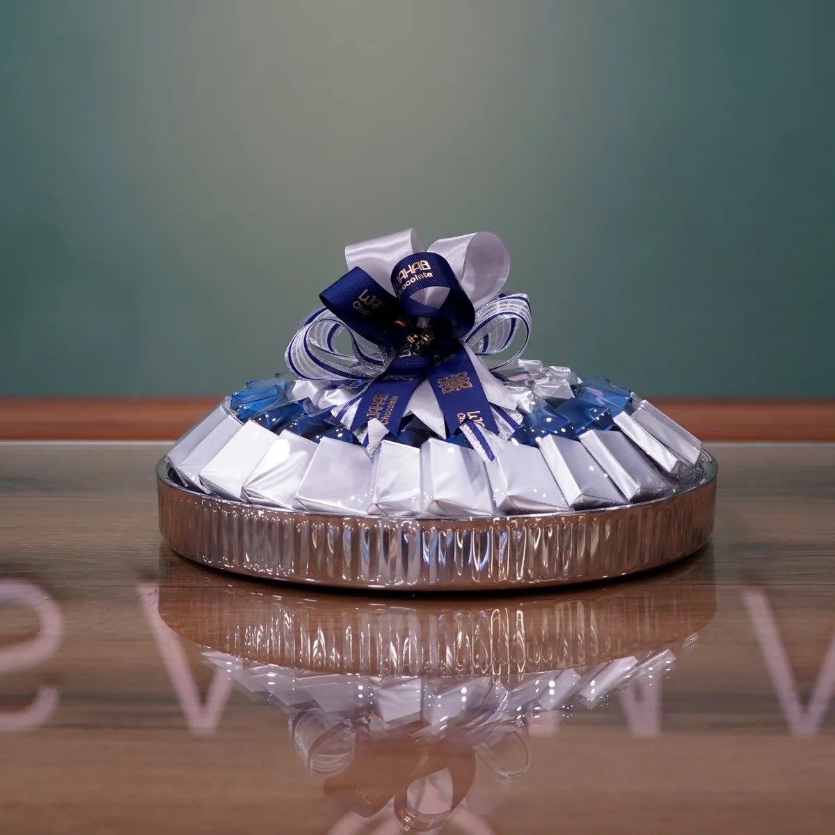 Luxurious Chocolate Plate 1000g product thumbnail 3
