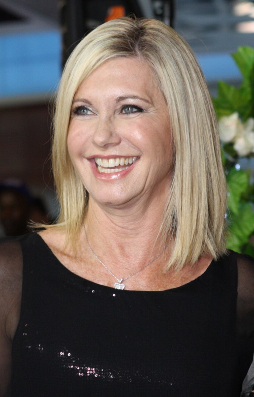 691px-Olivia_Newton_John_(6707495311)_(cropped_to_look_large)