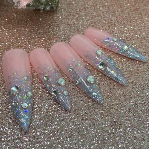 faux ongles élégants babyglitter et strass