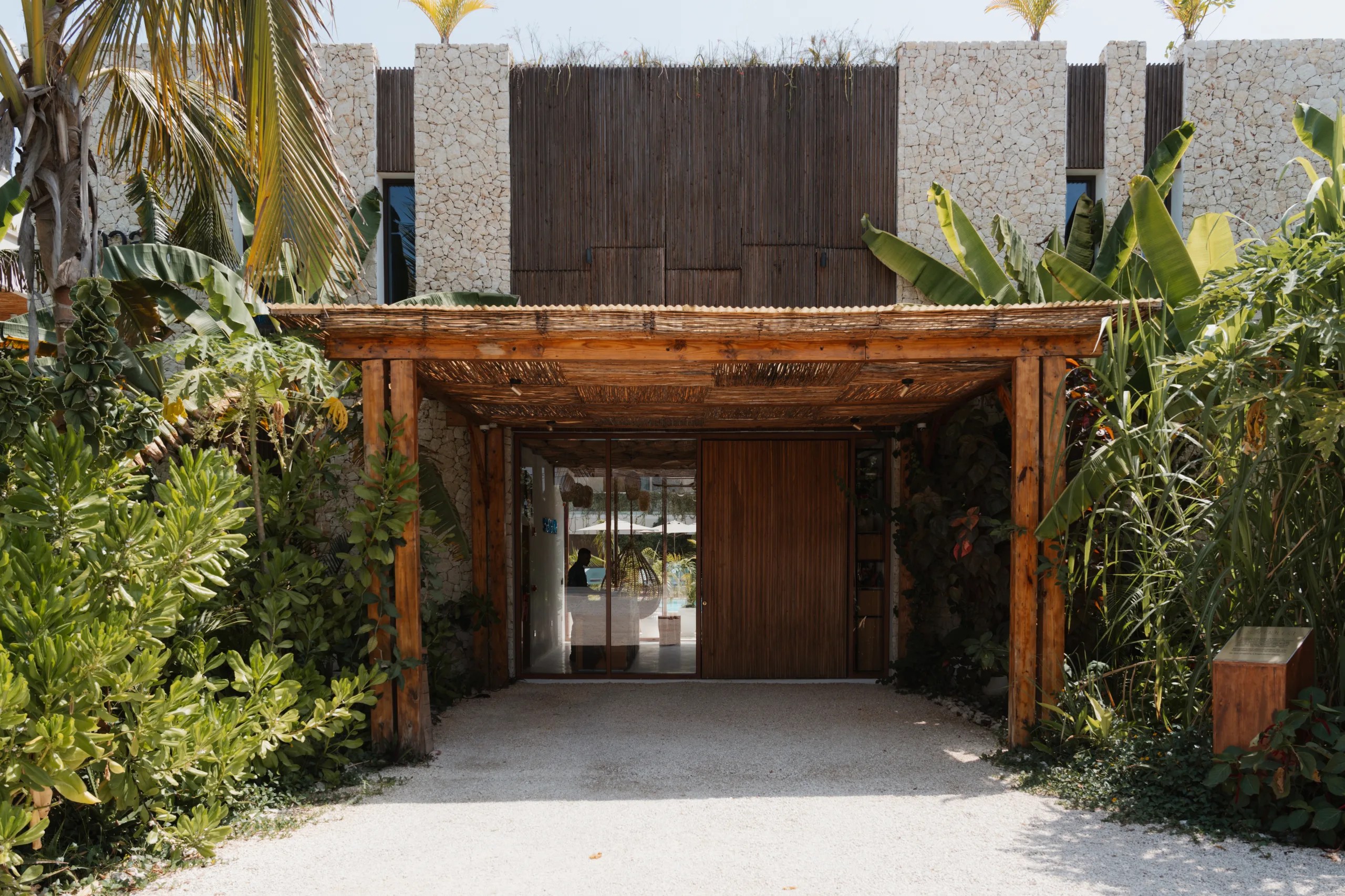 Samawa Living — pool and grounds, Paje Zanzibar
