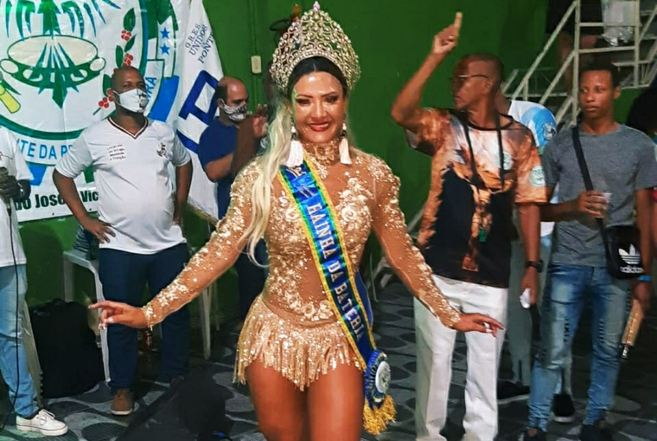 Patrícia Coroada (2)
