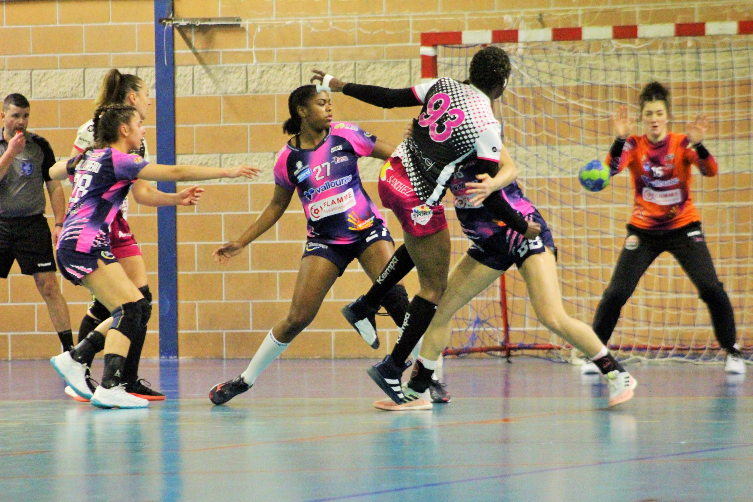 Photos du match de division 2 de Handball du 21 Janvier 2022 - SAMBRE  AVESNOIS vs CLERMONT AUVERGNE METROPOLE-63