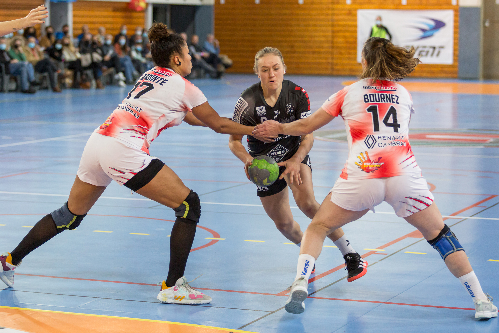 LAETITIA LAPOINTE, ADELINE BOURNEZ - 20 Novembre 2021 Match de Handball de division 2 ACHENHEIM TRUCHTERSHEIM vs SAMBRE AVESNOIS