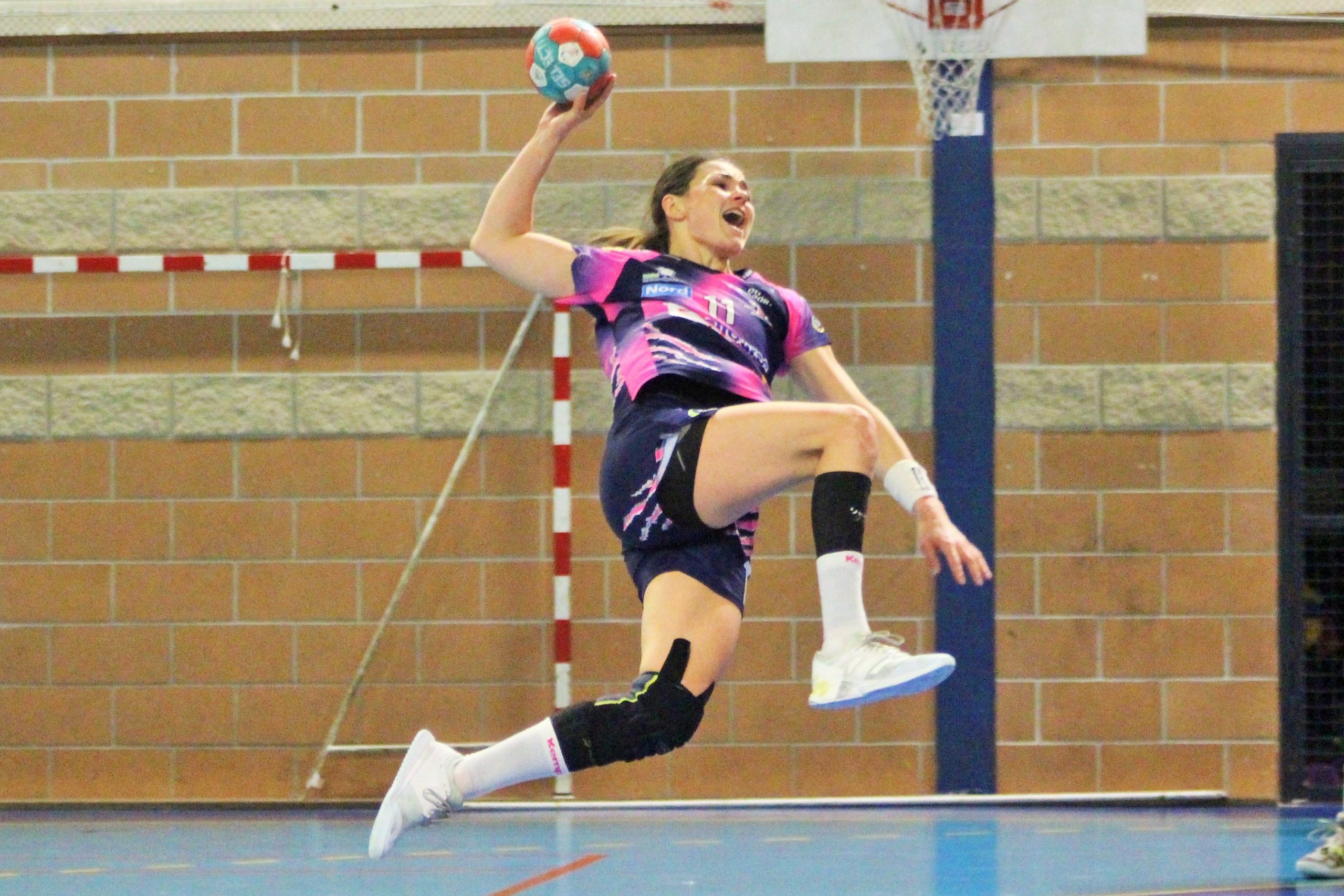 HANA KVASOVA - Match de handball du 19 Février 2022 - SAMBRE AVESNOIS vs HAVRE ATHLETIC CLUB