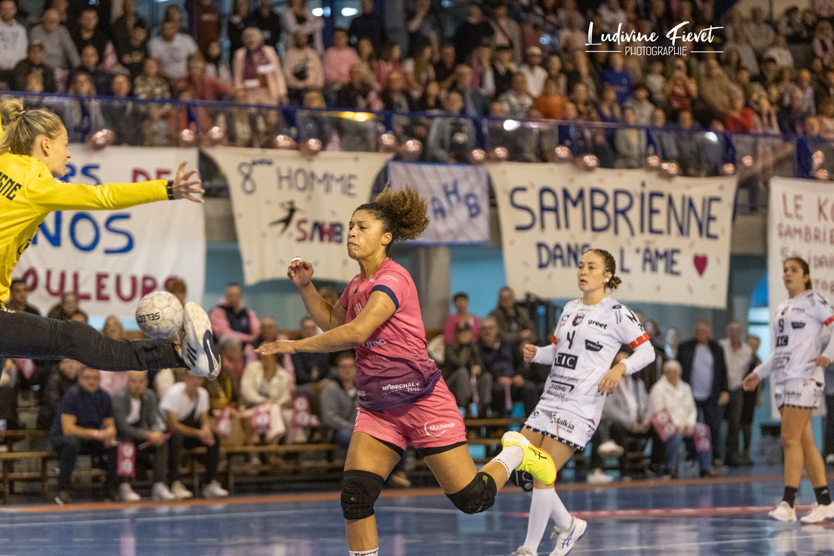 Kimberley RUTIL - Match de handball Féminin du 19 Octobre 2024 Sambre Avesnois vs Mérignac Ligue Butagaz Energie à Maubeuge
