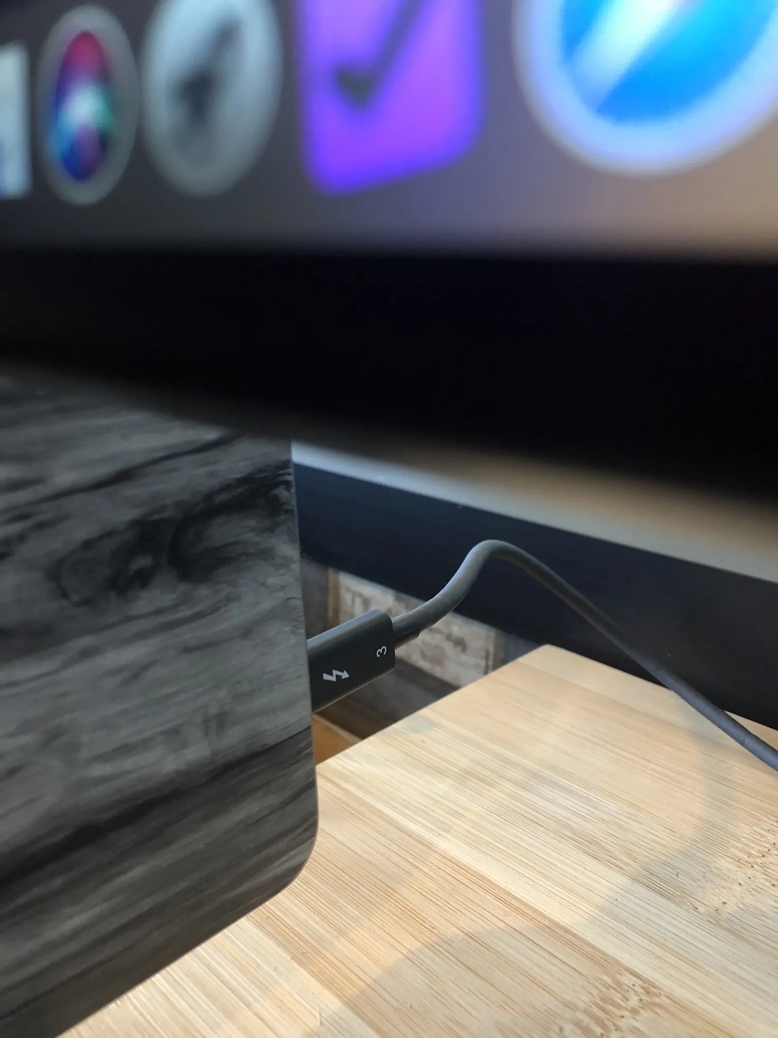Docking my Apple MacBook Pro