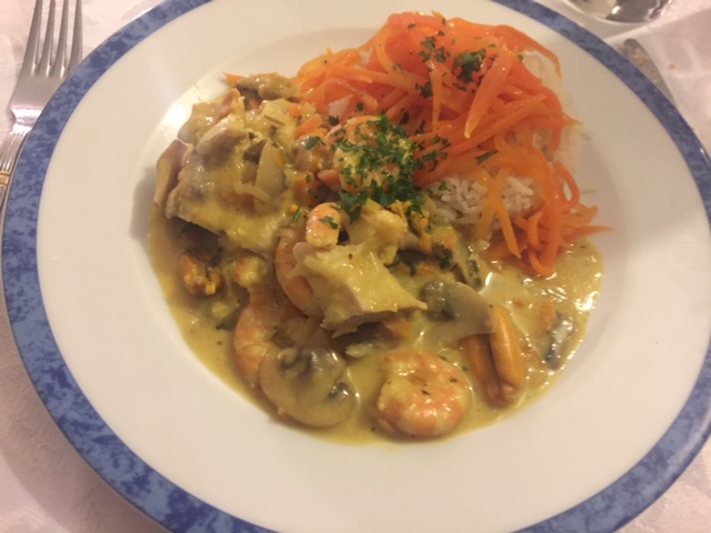 Vous pouvez servir et vous régalez. You can serve and enjoy tasting.